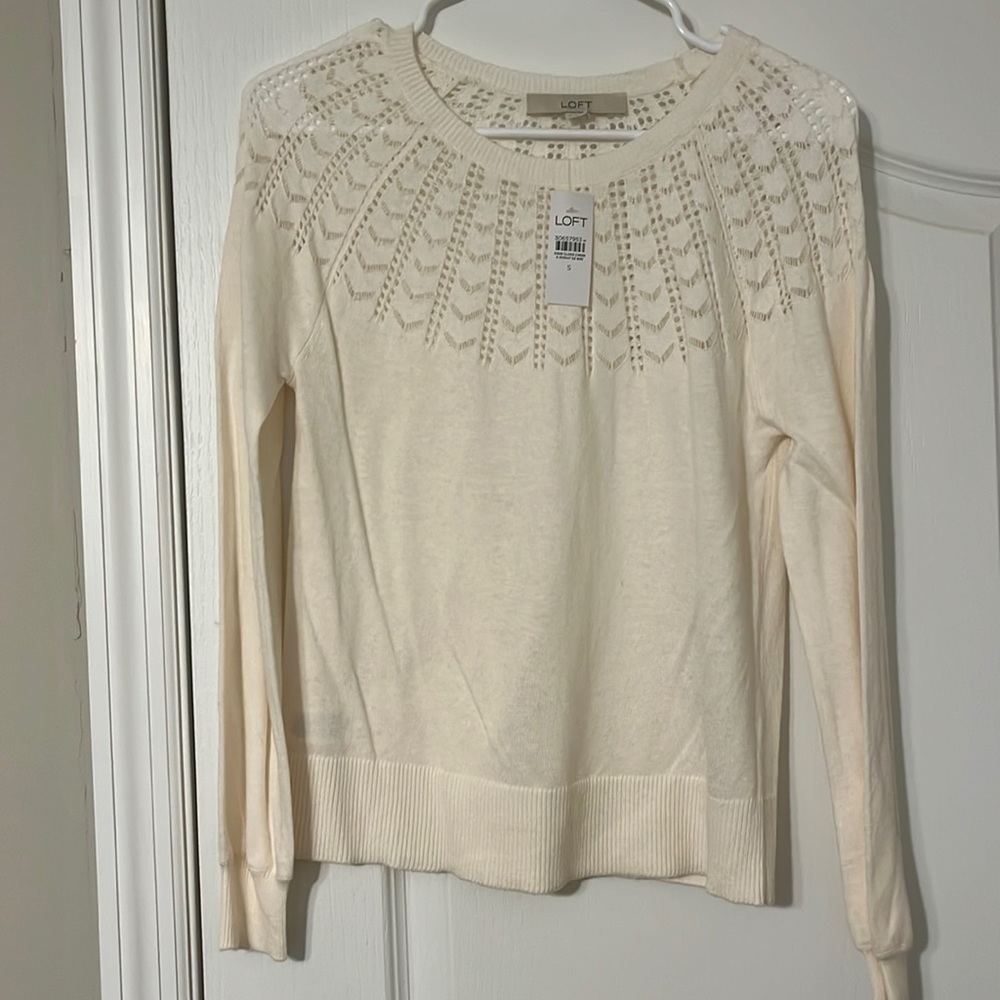 Loft sweater cream size Small